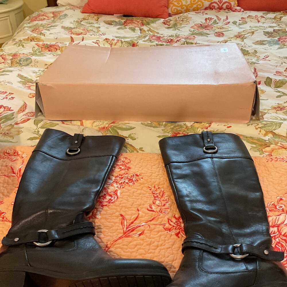 Bandolino Leather Boots